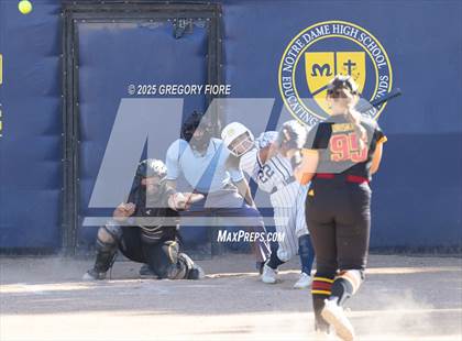Thumbnail 3 in El Modena @ Notre Dame (SO) photogallery.