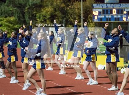 Thumbnail 2 in Bellevue vs. Timberline (WIAA 3A Quarterfinal) photogallery.