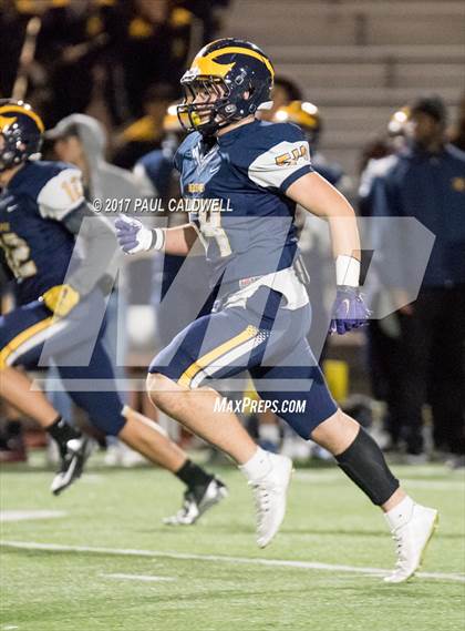 Thumbnail 2 in Bellevue vs. Timberline (WIAA 3A Quarterfinal) photogallery.