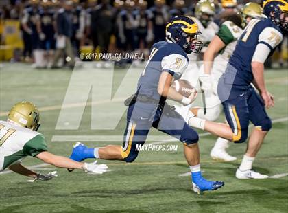 Thumbnail 2 in Bellevue vs. Timberline (WIAA 3A Quarterfinal) photogallery.