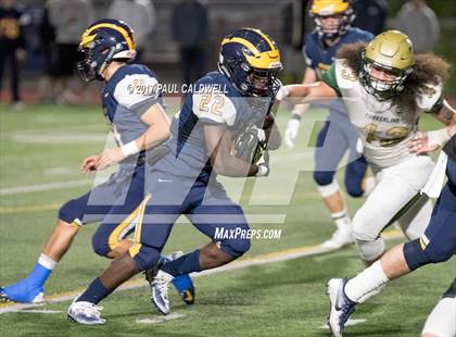 Thumbnail 1 in Bellevue vs. Timberline (WIAA 3A Quarterfinal) photogallery.