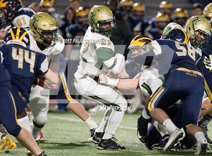 Thumbnail 2 in Bellevue vs. Timberline (WIAA 3A Quarterfinal) photogallery.