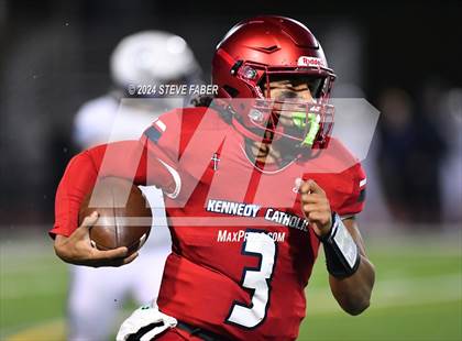 Thumbnail 2 in Gonzaga Prep @ Kennedy Catholic (WIAA 4A Quarterfinal) photogallery.