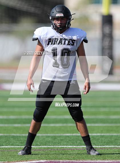 Thumbnail 2 in Lytle @ San Antonio Christian (Scrimmage) photogallery.