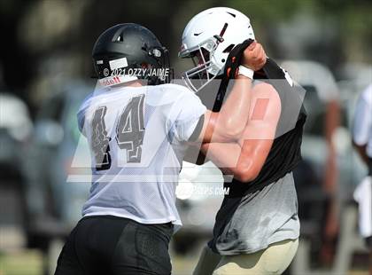 Thumbnail 2 in Lytle @ San Antonio Christian (Scrimmage) photogallery.