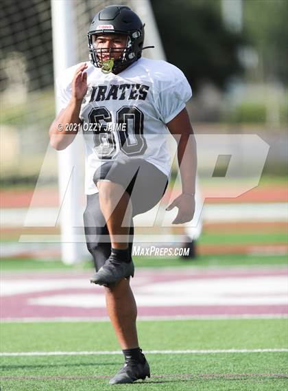 Thumbnail 2 in Lytle @ San Antonio Christian (Scrimmage) photogallery.