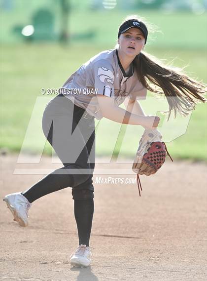 Thumbnail 3 in Mountain View vs. Santiago (Michelle Carew Classic) photogallery.