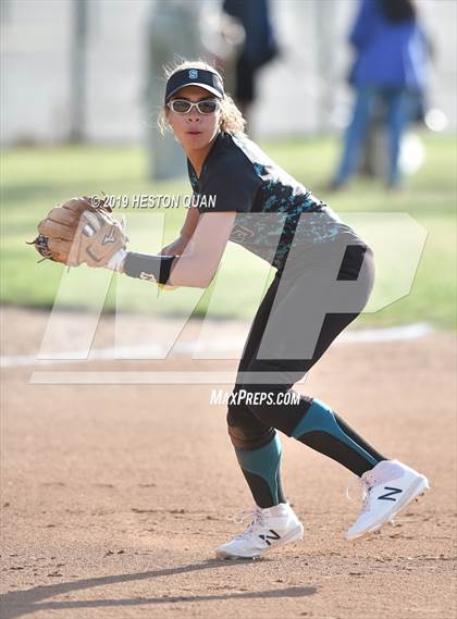Thumbnail 2 in Mountain View vs. Santiago (Michelle Carew Classic) photogallery.
