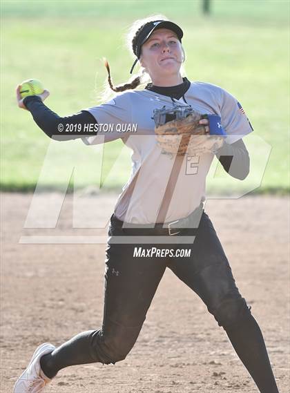 Thumbnail 3 in Mountain View vs. Santiago (Michelle Carew Classic) photogallery.