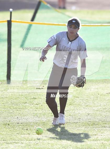 Thumbnail 2 in Mountain View vs. Santiago (Michelle Carew Classic) photogallery.