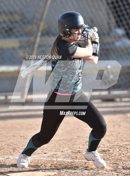 Thumbnail 2 in Mountain View vs. Santiago (Michelle Carew Classic) photogallery.