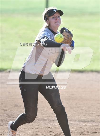 Thumbnail 1 in Mountain View vs. Santiago (Michelle Carew Classic) photogallery.