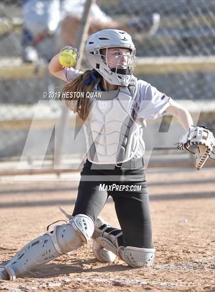 Thumbnail 3 in Mountain View vs. Santiago (Michelle Carew Classic) photogallery.