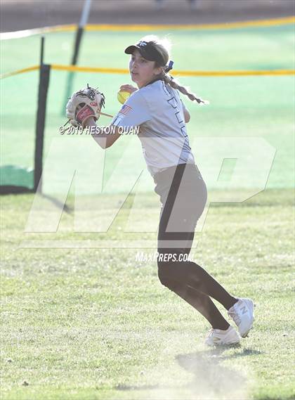 Thumbnail 1 in Mountain View vs. Santiago (Michelle Carew Classic) photogallery.
