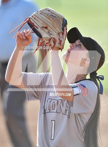 Thumbnail 3 in Mountain View vs. Santiago (Michelle Carew Classic) photogallery.