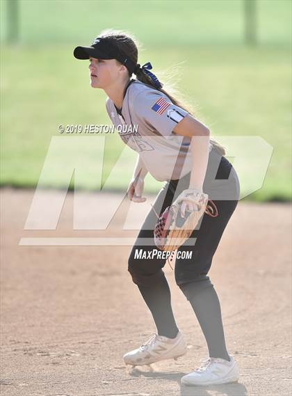 Thumbnail 3 in Mountain View vs. Santiago (Michelle Carew Classic) photogallery.