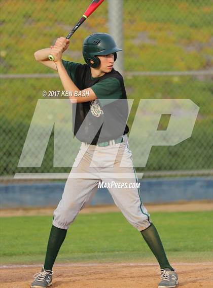 Thumbnail 3 in Royal @ Camarillo photogallery.