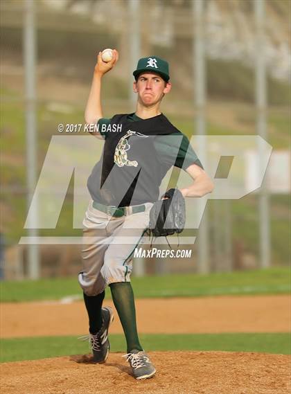 Thumbnail 2 in Royal @ Camarillo photogallery.
