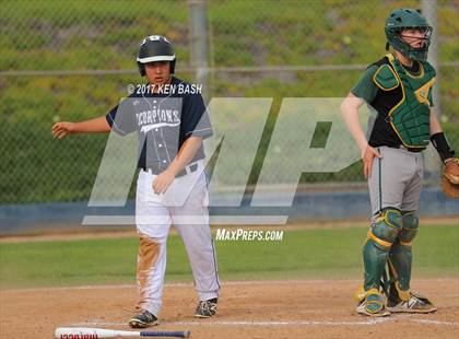 Thumbnail 2 in Royal @ Camarillo photogallery.