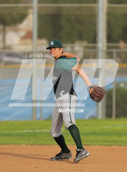 Thumbnail 1 in Royal @ Camarillo photogallery.