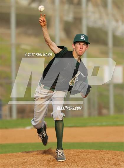 Thumbnail 3 in Royal @ Camarillo photogallery.
