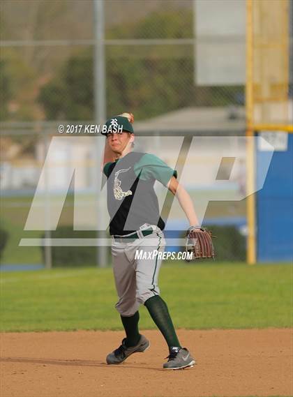 Thumbnail 2 in Royal @ Camarillo photogallery.