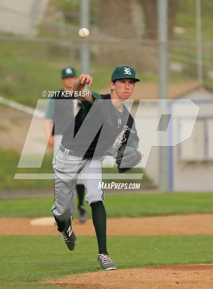 Thumbnail 1 in Royal @ Camarillo photogallery.