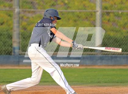 Thumbnail 3 in Royal @ Camarillo photogallery.