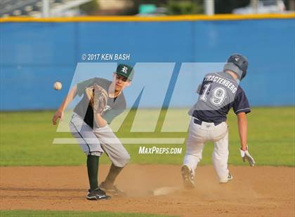 Thumbnail 1 in Royal @ Camarillo photogallery.