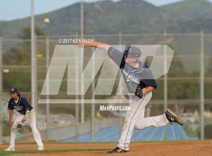 Thumbnail 3 in Royal @ Camarillo photogallery.