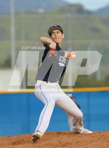 Thumbnail 3 in Royal @ Camarillo photogallery.