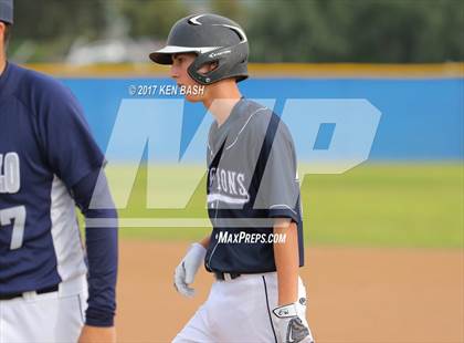 Thumbnail 3 in Royal @ Camarillo photogallery.