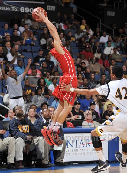Thumbnail 3 in JW North vs. Redondo Union (CIF SoCal Regional D2 Final) photogallery.