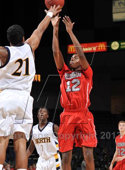 Thumbnail 2 in JW North vs. Redondo Union (CIF SoCal Regional D2 Final) photogallery.
