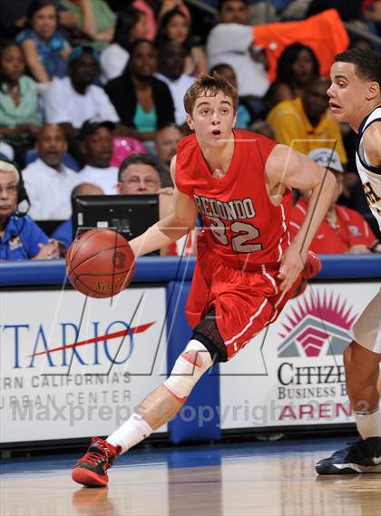Thumbnail 2 in JW North vs. Redondo Union (CIF SoCal Regional D2 Final) photogallery.