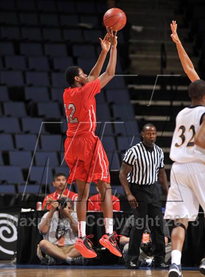 Thumbnail 1 in JW North vs. Redondo Union (CIF SoCal Regional D2 Final) photogallery.