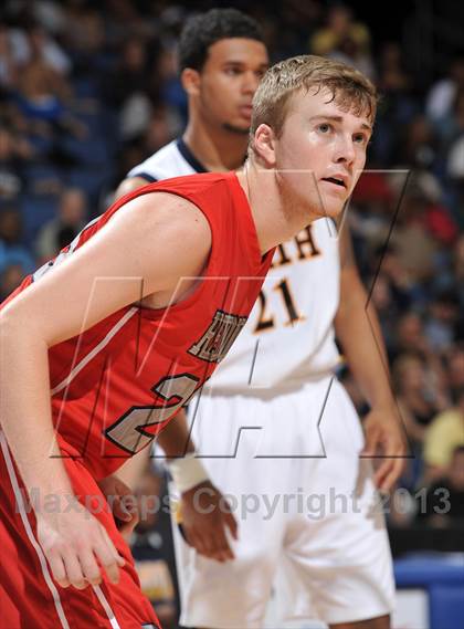 Thumbnail 2 in JW North vs. Redondo Union (CIF SoCal Regional D2 Final) photogallery.