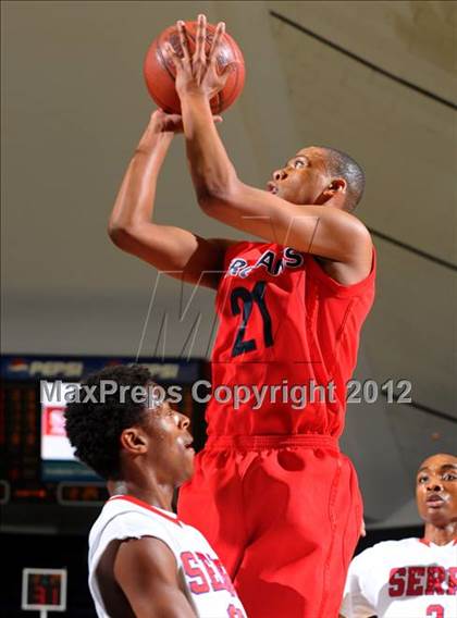 Thumbnail 1 in Lutheran vs. Serra (CIF SS D4AA Final) photogallery.