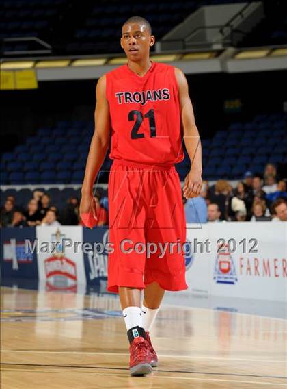 Thumbnail 2 in Lutheran vs. Serra (CIF SS D4AA Final) photogallery.
