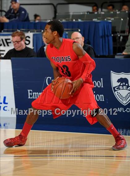Thumbnail 1 in Lutheran vs. Serra (CIF SS D4AA Final) photogallery.