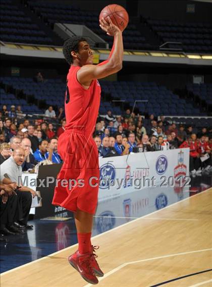 Thumbnail 2 in Lutheran vs. Serra (CIF SS D4AA Final) photogallery.