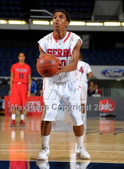 Thumbnail 3 in Lutheran vs. Serra (CIF SS D4AA Final) photogallery.