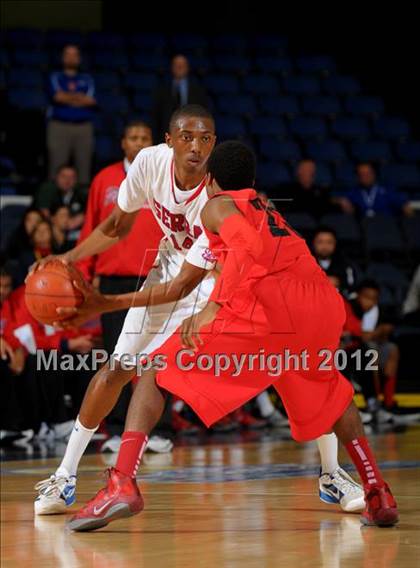 Thumbnail 1 in Lutheran vs. Serra (CIF SS D4AA Final) photogallery.