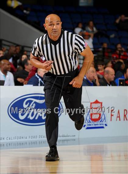 Thumbnail 1 in Lutheran vs. Serra (CIF SS D4AA Final) photogallery.