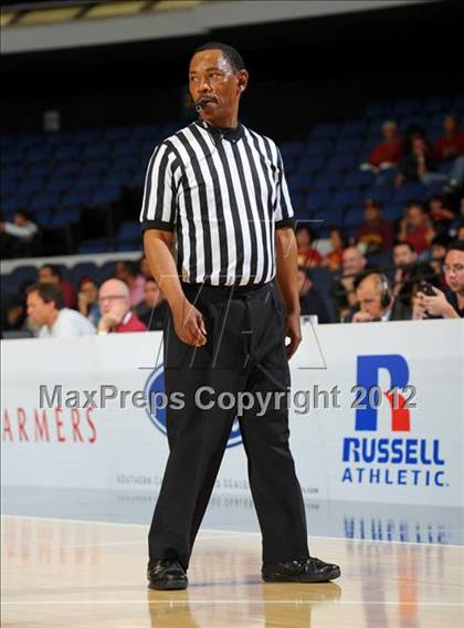 Thumbnail 2 in Lutheran vs. Serra (CIF SS D4AA Final) photogallery.