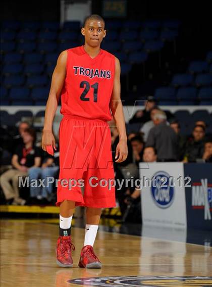 Thumbnail 3 in Lutheran vs. Serra (CIF SS D4AA Final) photogallery.