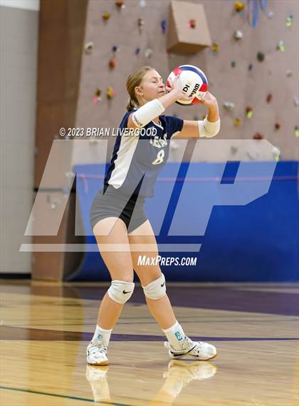 Thumbnail 3 in Pine Creek vs Legacy (CHSAA 5A Region 6 Playoff) photogallery.