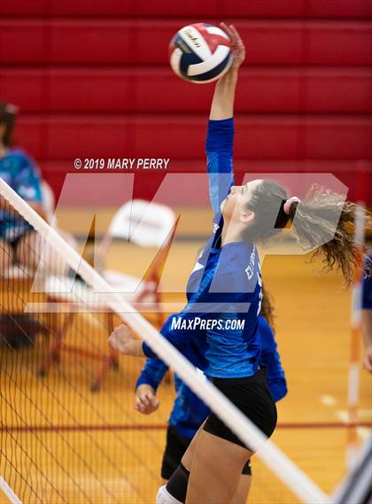 Thumbnail 1 in Lincoln @ Mohawk Area photogallery.