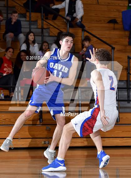 Thumbnail 2 in Davis vs. Folsom (Folsom Bulldog Classic) photogallery.