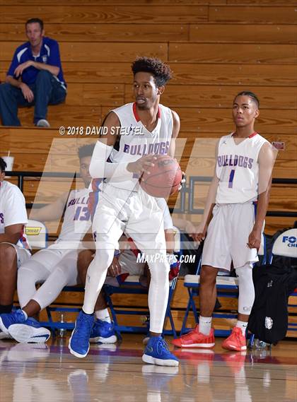 Thumbnail 3 in Davis vs. Folsom (Folsom Bulldog Classic) photogallery.